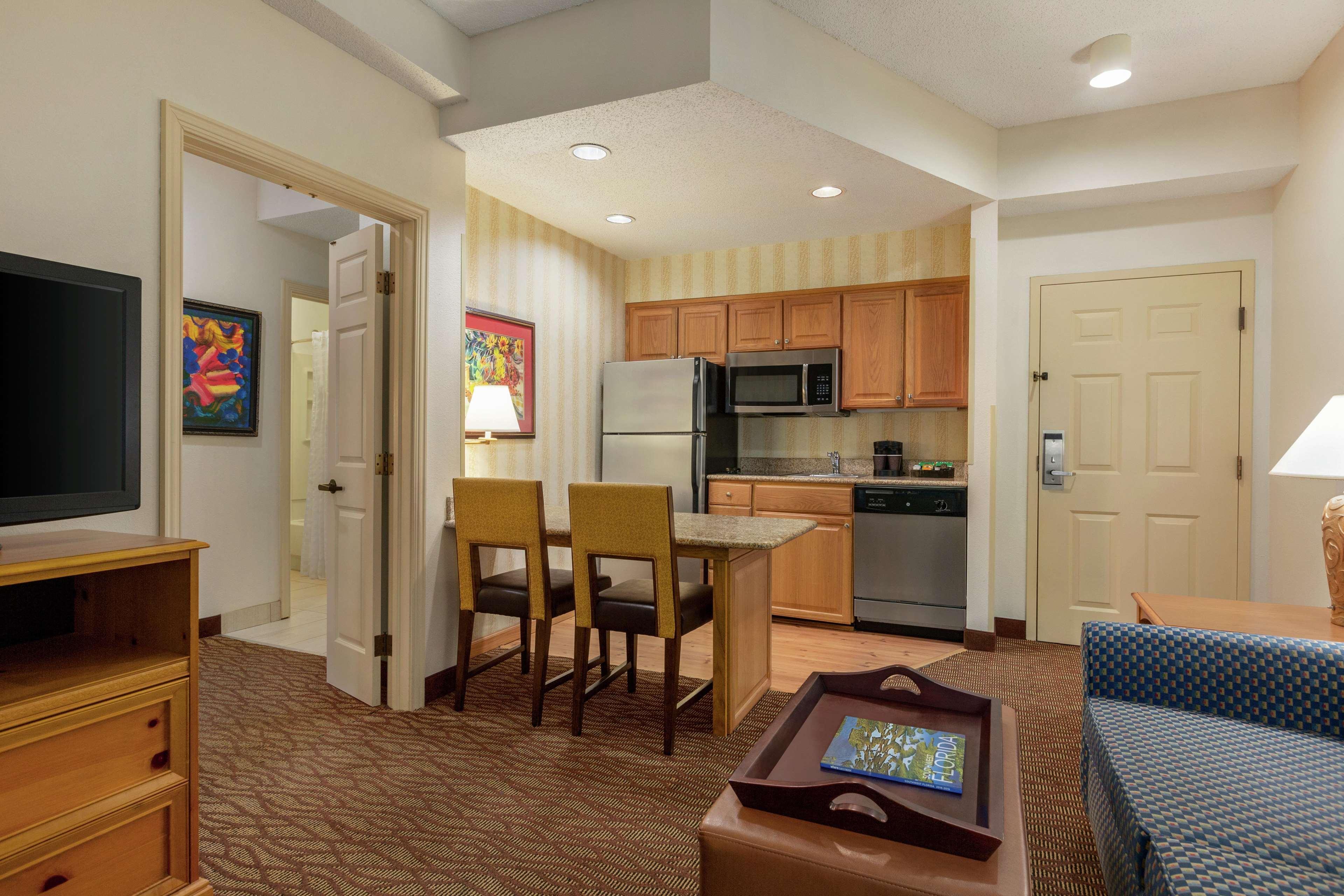 Homewood Suites By Hilton פורט מאיירס מראה חיצוני תמונה